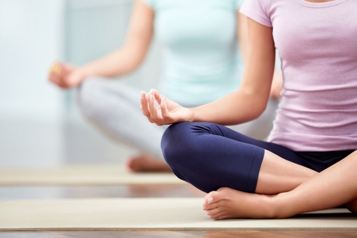 Занятия йогой - Yoga classes