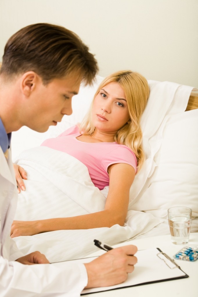 Доктор с пациентом - Doctor with patient