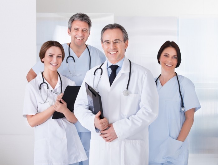 Команда врачей - Medical team