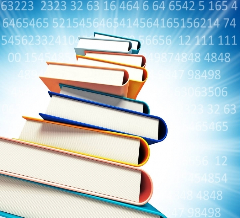 Стопка книг — Stack of books