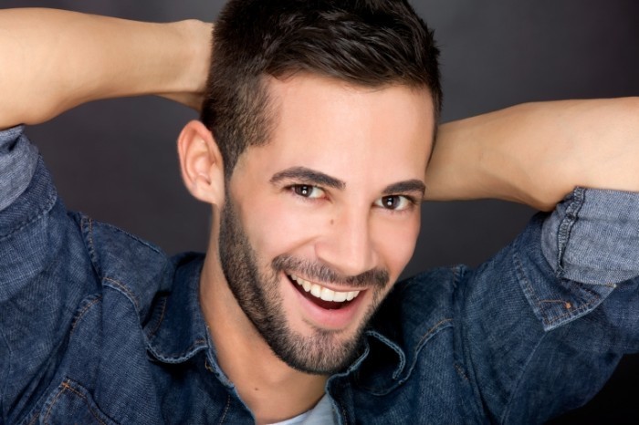 dollarphotoclub 42958128 700x466 Счастливый парень   Happy guy