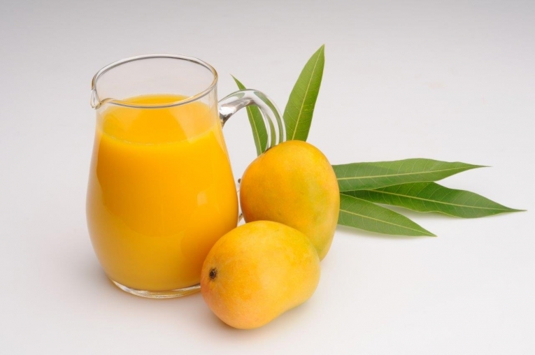 Манго и сок — Mango and juice