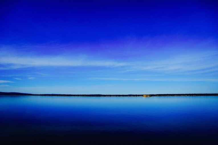 Озеро — Lake