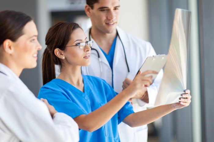 Медицинские работники - Medical workers