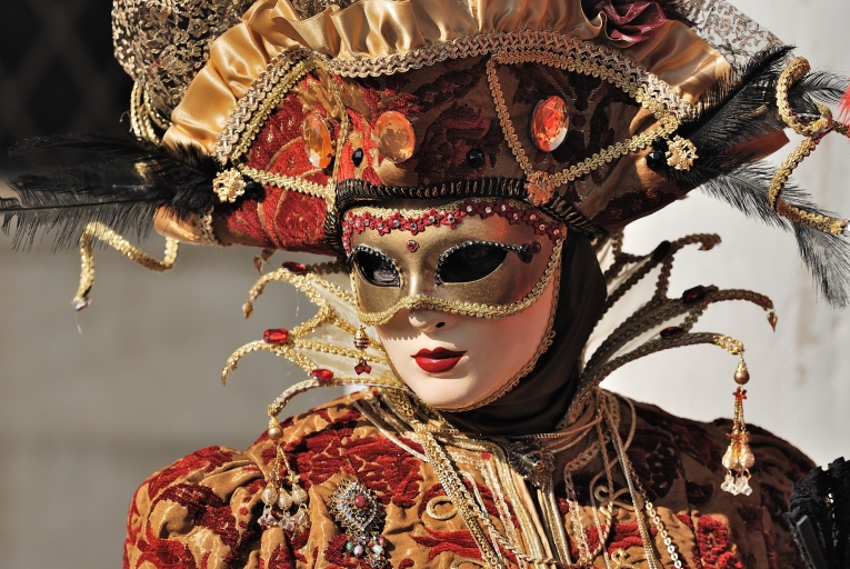 Карнавал — Carnival